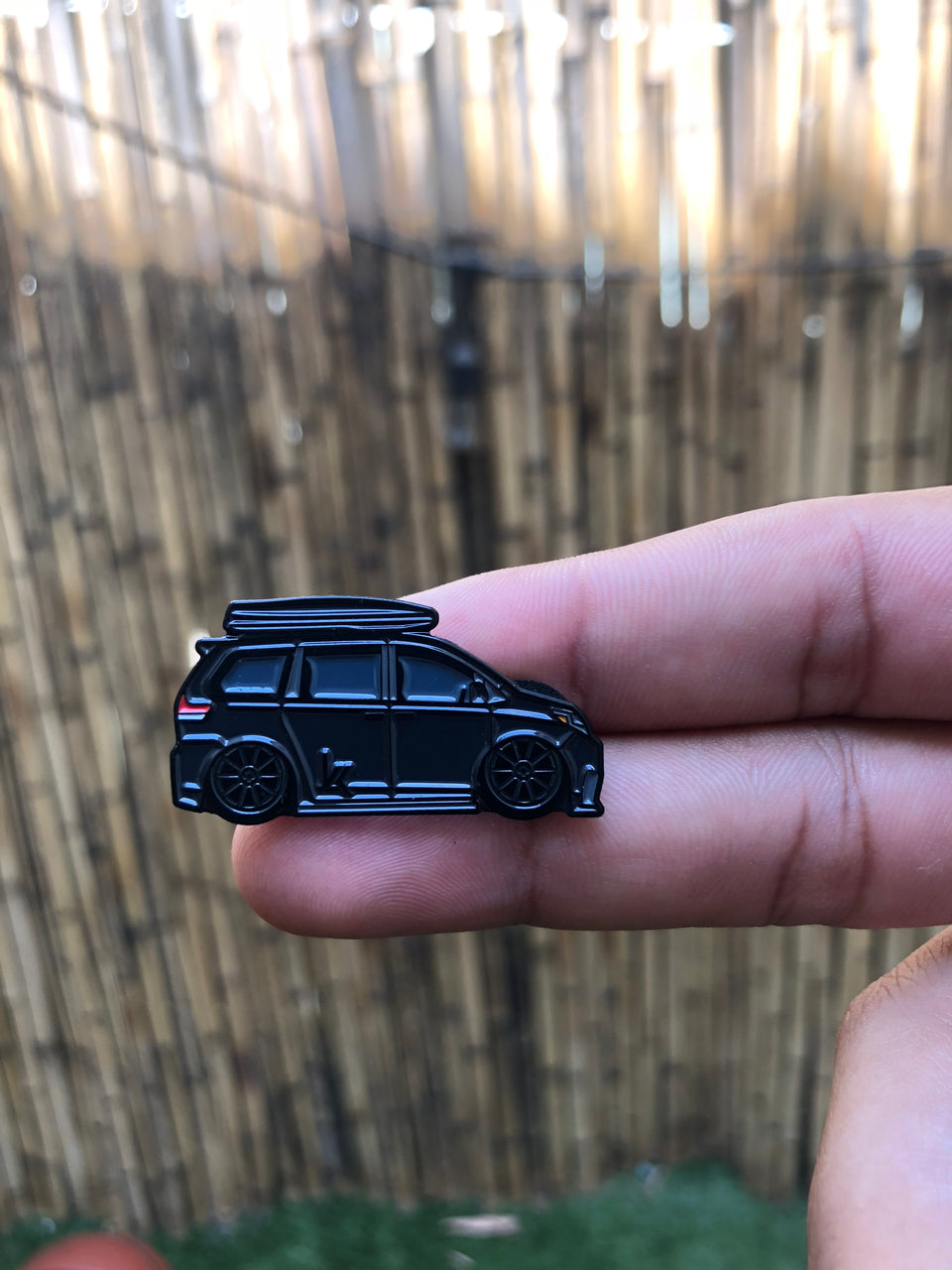 SERIES 1 VK ONE Van Pin