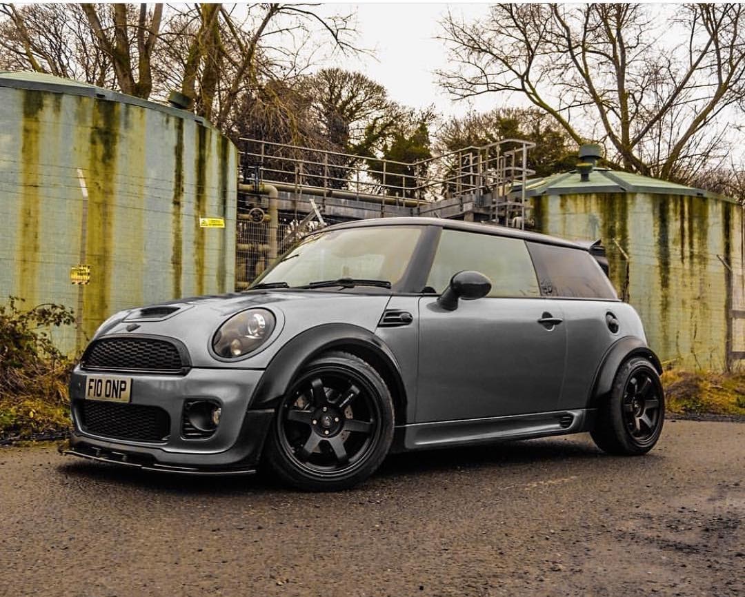 MINI Cooper R55-60 VAD Wide Fender Flares